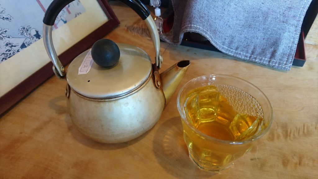 梅花亭のジャスミン茶